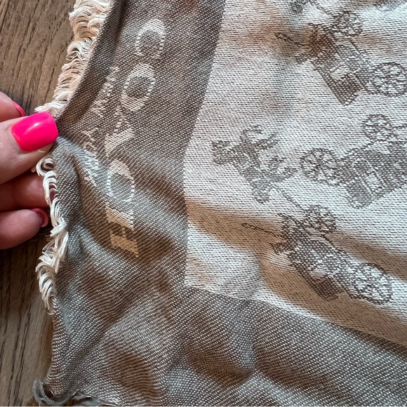 Coach scarf - Picture 3 of 3